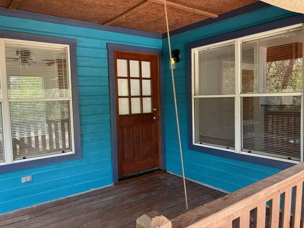 $2,495 / 3br - 2200ft2 - Contemporary Country Home on One Acre (Cedar Creek)63922558790786121