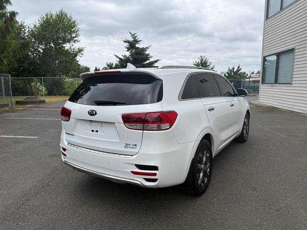 2016 Kia Sorento SX V6 2WD - $8,999 (Tacoma)63617398759555124