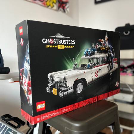 LEGO Ghostbusters ECTO-1 1
