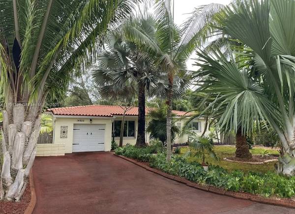 $3,940 / 4br - 4/2 house available for rent- we accept section 8 (North Miami)64049277682049120
