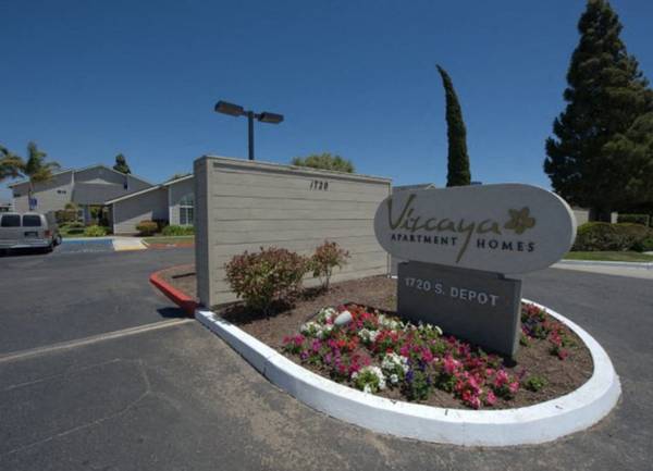 $1,862 / 1hab - Patio, Casa Club, Puertas de Malla (1720 South Depot Road, Santa Maria, CA)63663922190209124