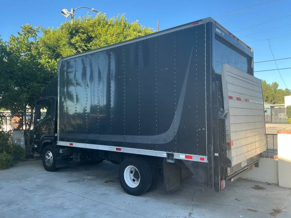 2008 Isuzu NPR HD 14