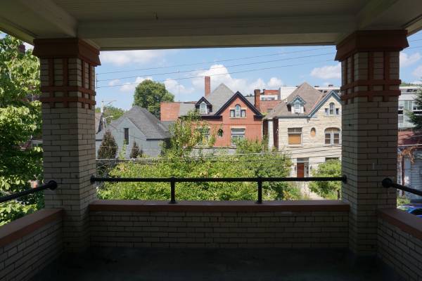 $1,699 / 2br - 2 Porches to Relax on after a days hard work!!!! (East Liberty)64013374641409120