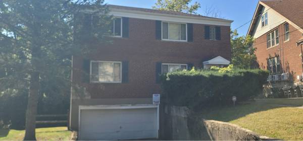 $1150.00 / 2br - 1000ft2 - 2 bedroom in a 2 family ! Quiet, family oriented street!63974611956610121