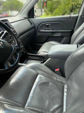 PILOTO HONDA 2005 - $3,800 (Hempstead)63654724266499121