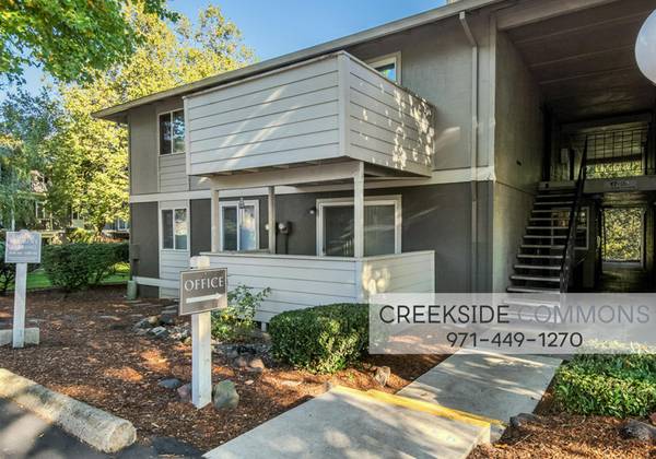 $1,345 / 1br - 1ST MONTH w $500 OFF + Open Floorplan, Fully Remodeled Options (Tigard)63914852969987120
