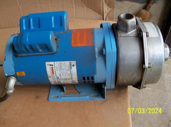 Pump centrifugal 2 hp, 115/230 V stainless steel NPE pump 1