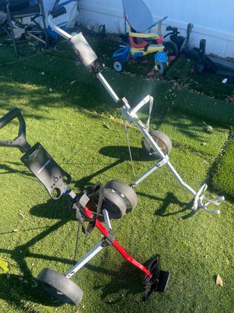 Junior and adult push golf cart they fold up 1