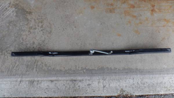 SNOWMOBILE BAR SKI TIE DOWN - $40 (MASS)63471260274561121