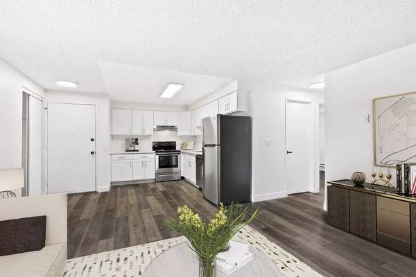 $1,850 / 2br - 800ft2 - Beautiful 2-bedroom Apartment Home in the Heart of Arlington - 6 WEEKS (Arlington)63688333049089120