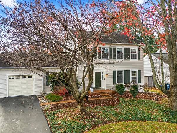 Discover an outstanding rental opportunity in a great neighborhood. 1
