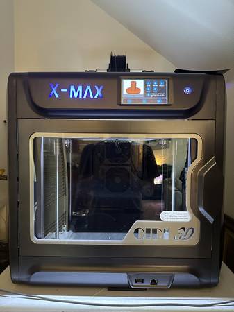 QIDI MAX3 3D Printer 1