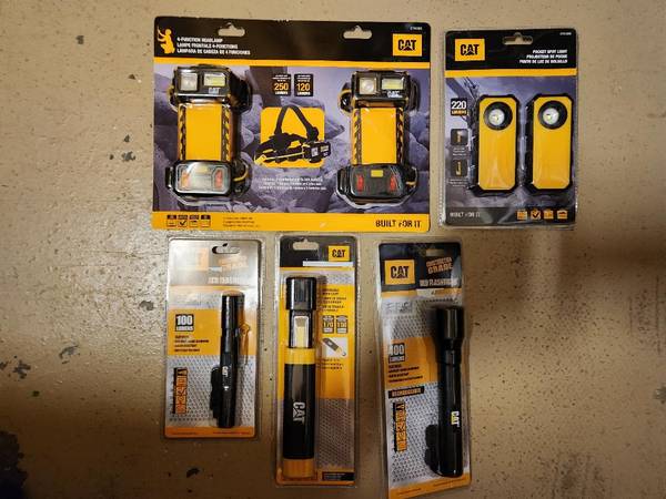 Flashlight CAT Set 10 Headlamp & Work Light & Multi Tool & More NEW - $100 (Pembroke Pines)63471413795331120