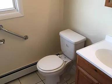 $775 / 1br - Charming townhouse-style duplex with one bedroom, one bath (Miami Beach, FL)64002012573441120