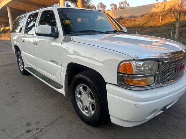 2005 GMC Yukon XL Denali AWD $3800 - $3,800 (área de South Bay)63470893441155121