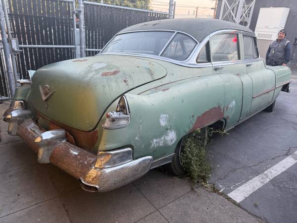 1952 CADILLAC SERIES 62 ******COMPLETE CAR**** - $2,500 (san mateo)63617140770691122