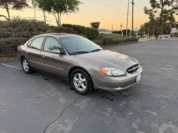2002 Ford Taurus SE. Estado perfecto. Dueño único. Informe Carfax disponible - $3,500 (San Diego)63440818165379121