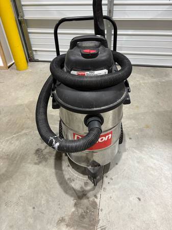 Dayton Converible Shop Vac 1