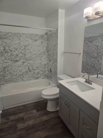 $1,877 / 2br - 1015ft2 - Beautiful 1015 Sq Foot 2 bed / 2 bath in peaceful quiet neighborhood (Lynnwood)63850642076673122
