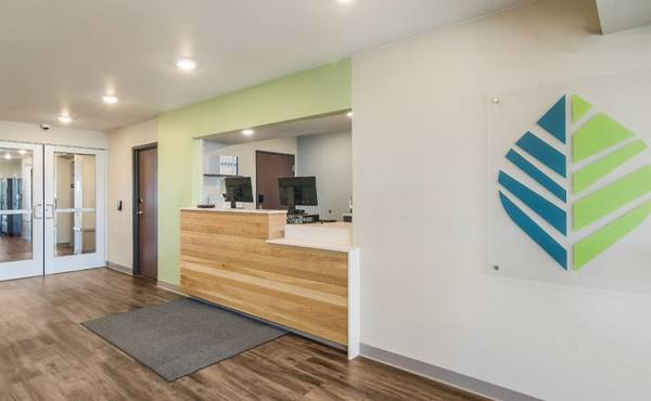 $499 / 1br - No Deposit, No Hassle - Check In Today! (1980 Kelley Court, Libertyville, IL)63781351360769123