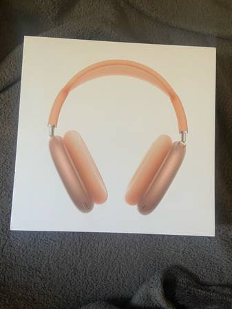 Airpods max orange 1