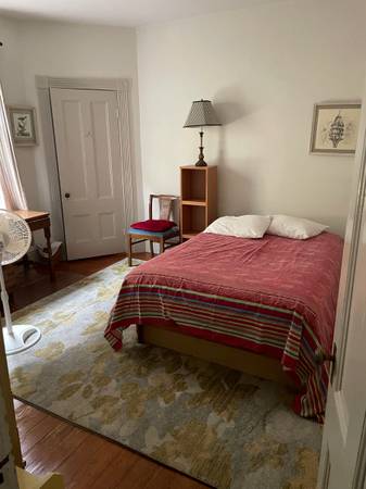 $850 / 1br - 165ft2 - Beautiful furnished room available December 7th through February 7th. (Approx) (Providence, East Side)64204829757699121