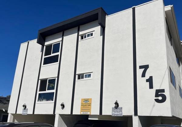 $2,295 / 2 hab - ¡ÚNICO! * Cómodo apartamento de 2 habitaciones, 1 baño *Se permiten mascotas* ¡Échale un vistazo! (Burbank)63840113967489120