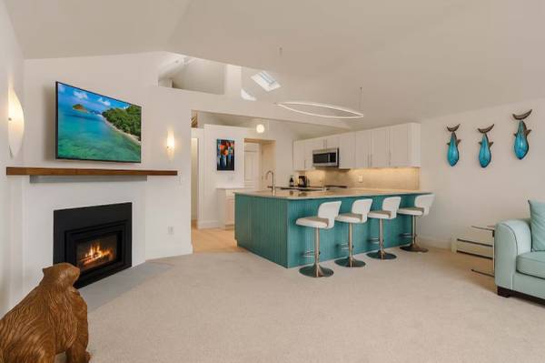 $1 / 3br - Stay at Rocky Neck Su (Gloucester, MA)63892102548995124