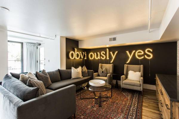 $2,875 / 3br - 1368ft2 - Treat yourself to a riverside view & up to 1 Month Free rent* (South Waterfront)63777362829697123