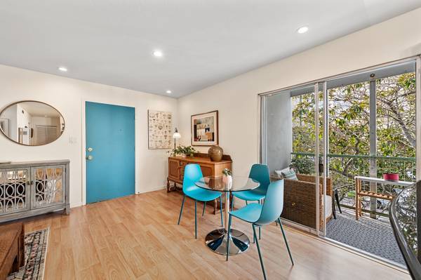 $2,200 / 1br - Furnished, 1 bedroom Lake Merritt apartment for rent (oakland lake merritt / grand)64055520783234122