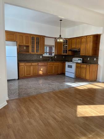 $1,010 / 1br - Apartamento de 1 habitación, 1 baño.........126 S 24th St (san jose downtown)63790049599105120