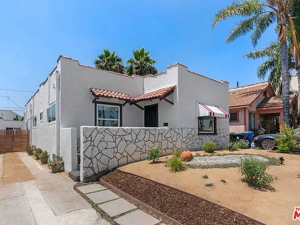 $1,950 / 3br - 1492ft2 - Casa elegante en Mid-City Heights cerca de tiendas, cafés y atracciones (Los Ángeles)63701111064579120