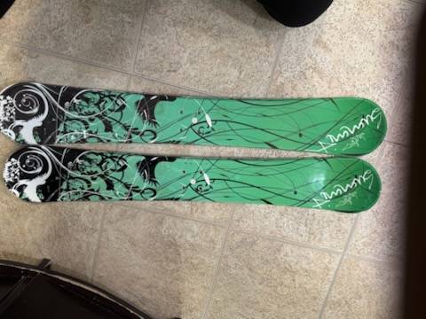 SnowBlades - Jade Summit - 85CM (NOT SKIS) 1