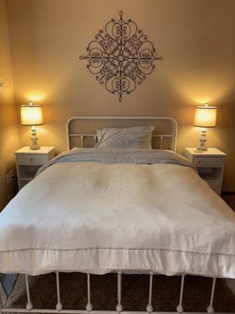 $680 / 1br - Quiet 1B/1B Room for Female (SW Portland)64039055187715120