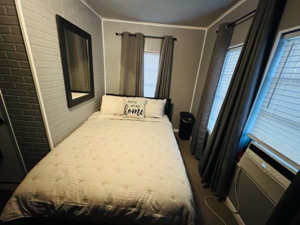 $200 😀Move in today! - Fully Furnished - EVERYTHING INCLUDED! (Jacksonville/Baldwin - 90 and 301 - West Side)63377618275329121