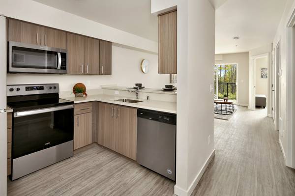 $2,200 / 2br - 846ft2 - Sophia Place Apartments: 2bd/2ba (Bellingham)63935322378627121