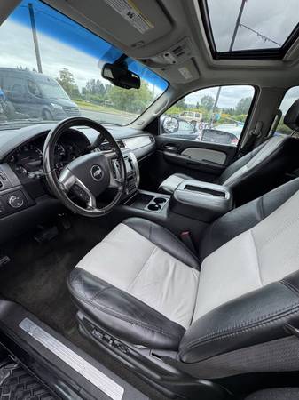 2007 Chevrolet Suburban LT - $6,499 (Auburn)63470589537281123