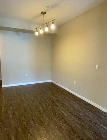 $4,090 / 2br - 1122ft2 - 1000Mbps Broadband Capable, High Ceilings, Yoga (Pacific Highlands Ranch)64037390111235122