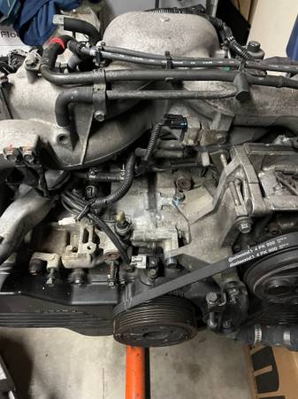 Subaru EJ25 Engine 1