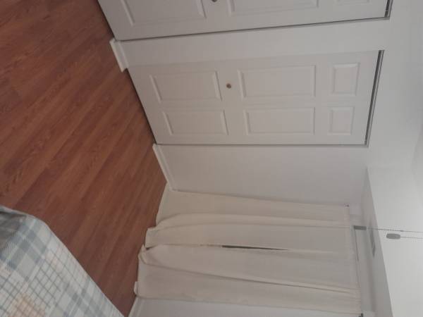 Private room available in a two-bedroom apartment 1