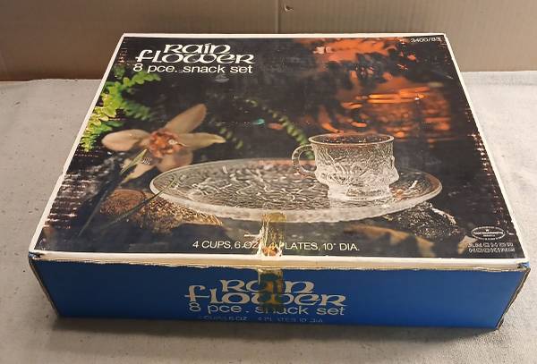 Vintage 8 pc Snack Set Rain Flower Design Anchor Hocking 1
