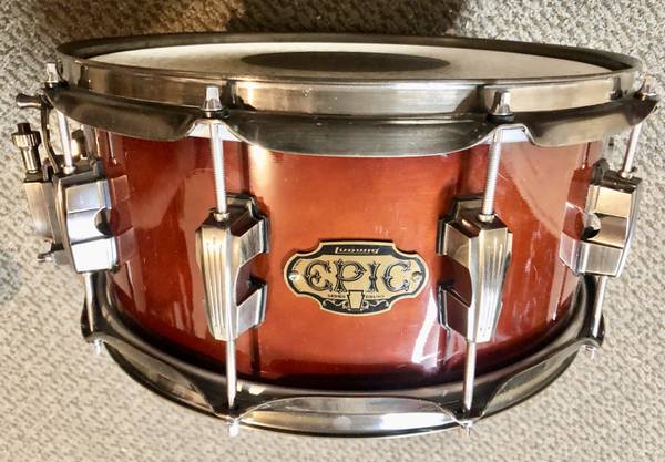 Ludwig "Epic" snare drum, Maple and Birch 6 1/2 x 14, nice! 1