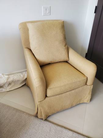 Custom Upholstered High-Back Lounge Chair – Excellent! 1