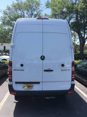 2011 MERCEDES SPRINTER 2500 - $19,900 (BOCA RATON)63470232200579123