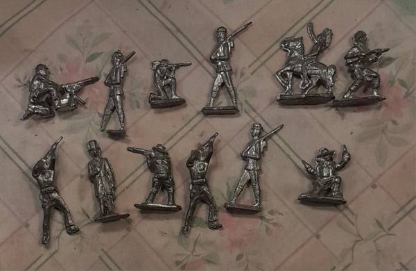 12 Lead WWI WWII Civil War Soldiers Indian 1