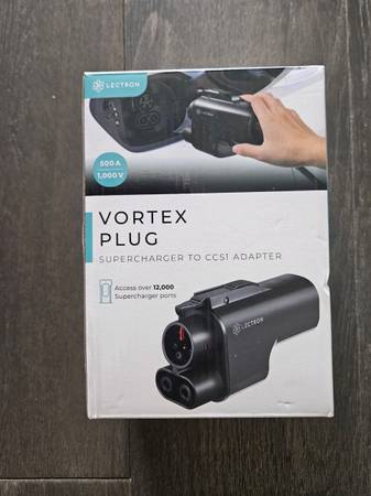 Multi Car Charging Adapter 1