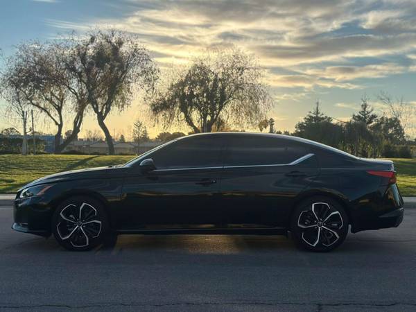 2024 Nissan Altima with only 8k Miles! - $20,990 (fremont / union city / newark)63613871715841121