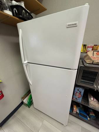 Frigidaire 1