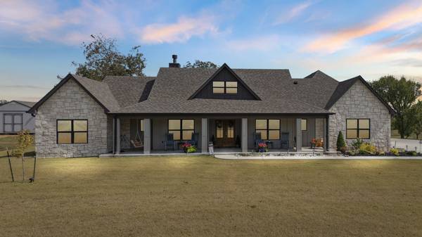 $549,900 / 3br - 2515ft2 - ****GORGEOUS CUSTOM RANCH ON 3.3 ACRES**** (Claremore)64054254979075120