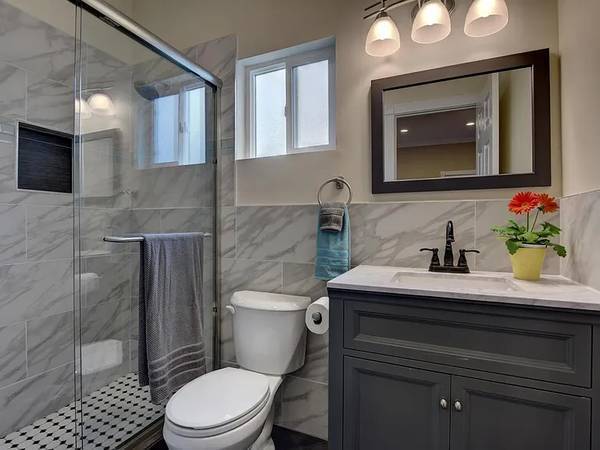 $1,190 / 1br - 654ft2 - 2-bedroom, 1-bath apartment in the heart of Nob Hill! (nob hill)64000590384259124
